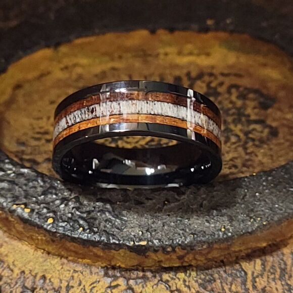 Men's Real Black Tungsten Promise Ring Deer Bone and Whiskey Barrel Wood Inlays - Picture 3 of 9